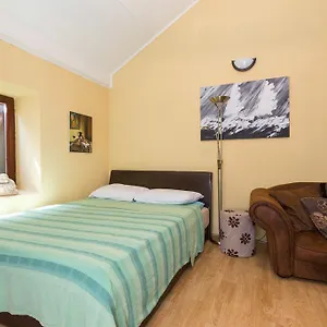 Appartamento Yvonne, Krk Town