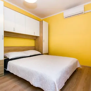 Appartamento Jezevac, Krk Town